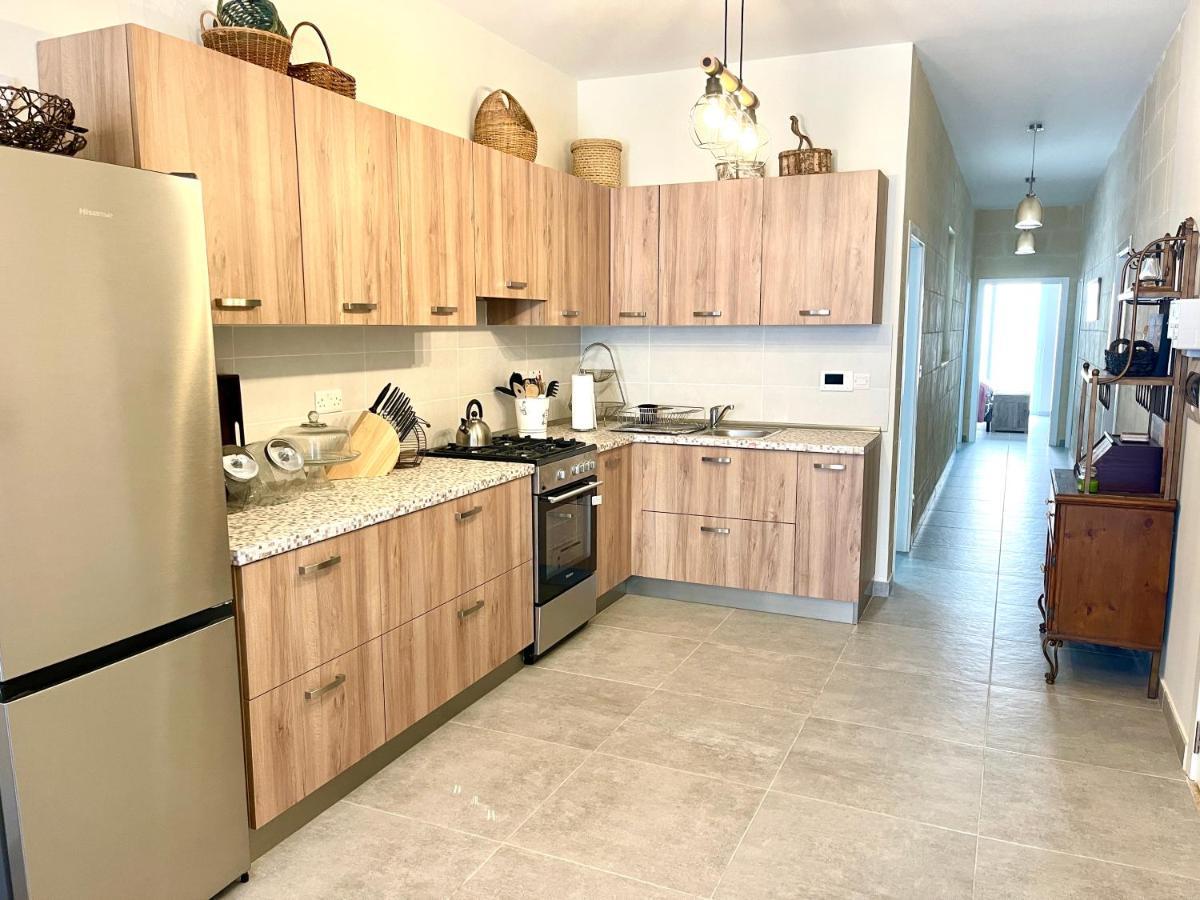 Ta Phyllis - Apartments & Villas With Sunset & Sea Views Għajnsielem Extérieur photo